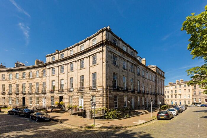 4 Bedroom Apartment For Sale In North East Circus Place, New Town, Edinburgh, Midlothian, EH3