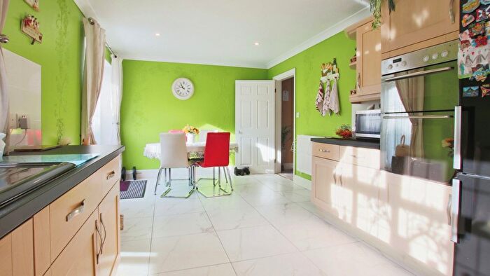 4 Bedroom Detached House For Sale In Low Farm Close, North Frodingham, Driffield, YO25