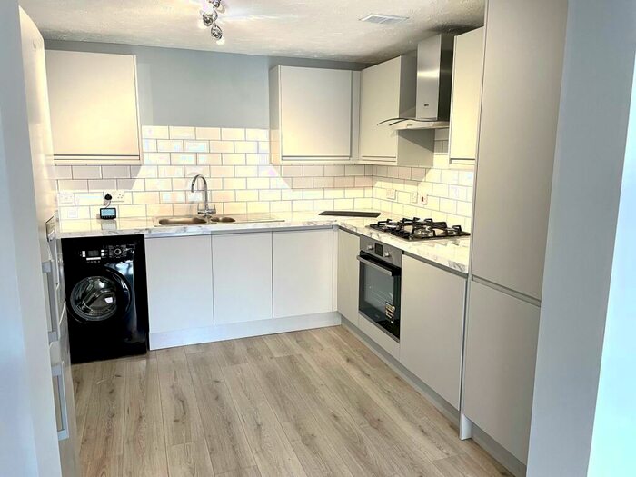 2 Bedroom Apartment To Rent In South Ferry Quay, Liverpool, L3