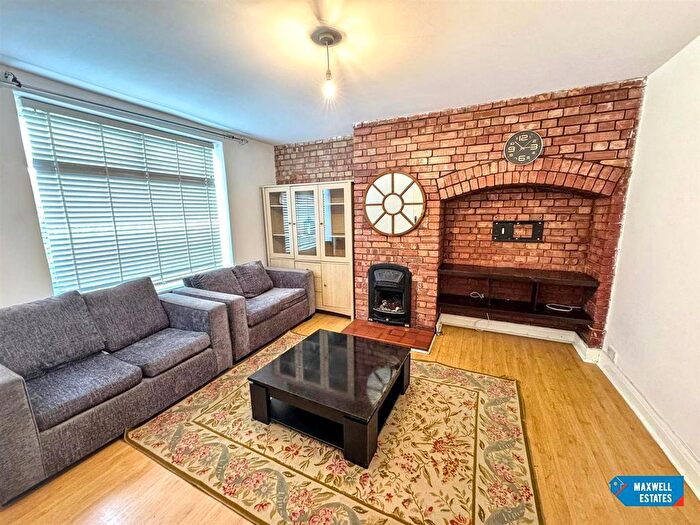 3 Bedroom Terraced House To Rent In Deansbrook Road, Edgware, HA8