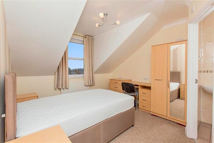 1 Bedroom Property To Rent In Heavitree Road, Exeter, EX1