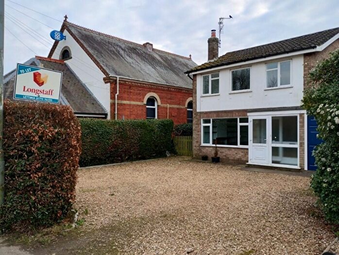 3 Bedroom Detached House To Rent In High Street, Gosberton, PE11