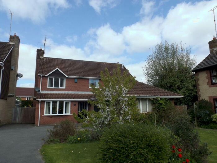 4 Bedroom Detached House To Rent In Tavy Close, Chandlers Ford, SO53