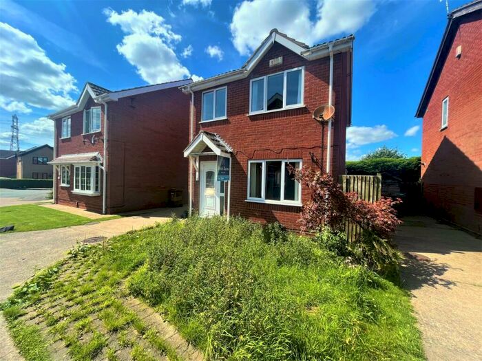 3 Bedroom Detached House To Rent In Defender Drive, Grimsby, Lincolnshire, DN37