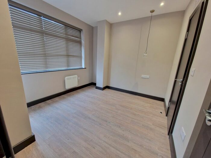 Studio To Rent In Clyde Road, Sutton, SM1