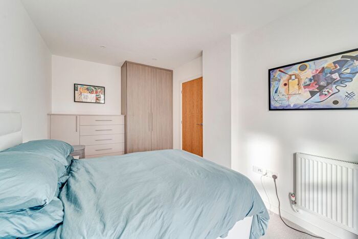 1 Bedroom Flat For Sale In Ikon Apartments, Dalmeny Avenue, Tufnell Park, N7
