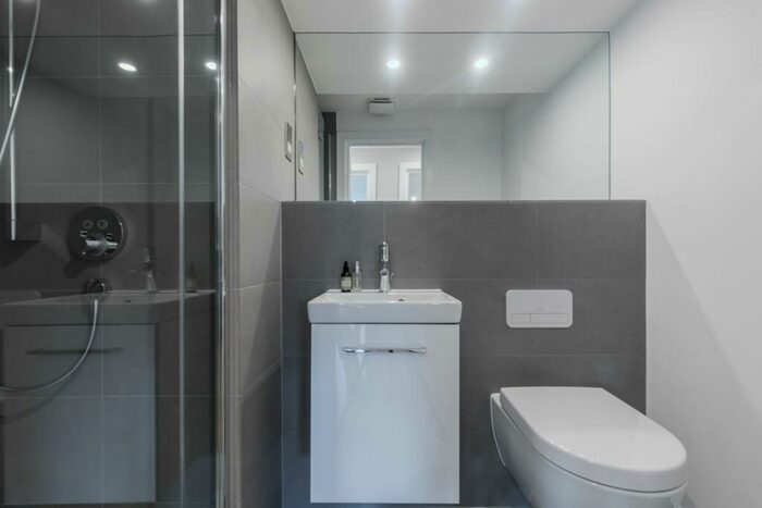 1 Bedroom Flat To Rent In Pavilion Court, NW3