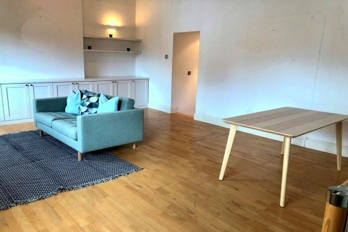 1 Bedroom Flat To Rent In Heathcoat Street, Nottingham, NG1