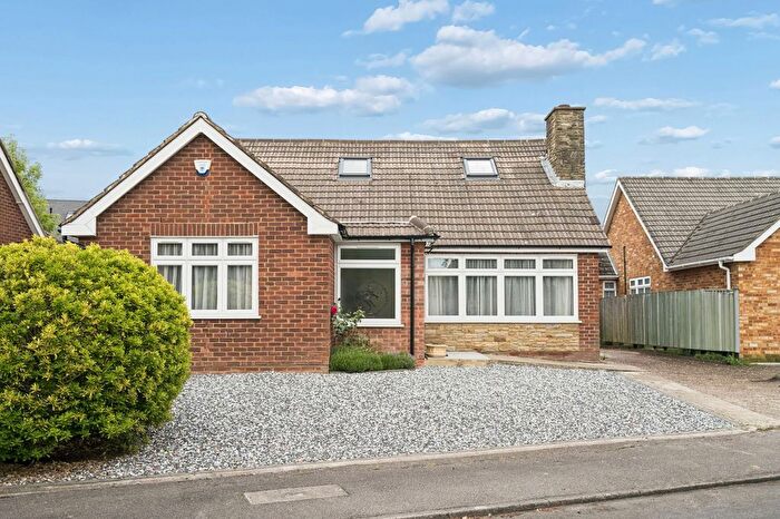 4 Bedroom Detached Bungalow For Sale In Lowson Grove, Oxhey, Watford, WD19
