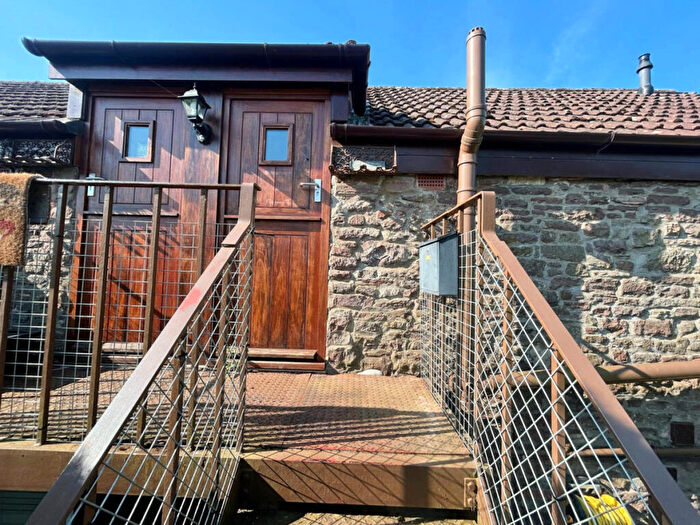 Studio To Rent In Clanna Road, Lydney, GL15