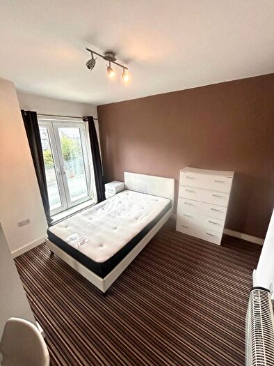 2 Bedroom Apartment To Rent In Richmond Road, Cardiff(City), CF24