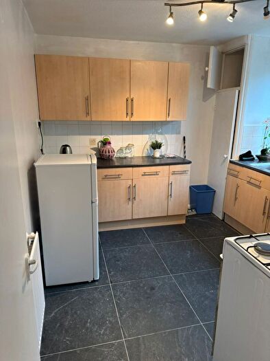 2 Bedroom Maisonette To Rent In Merton Court, Epsom Road, Ilford, Essex, IG3