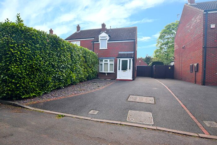 2 Bedroom Semi Detached House For Sale In Hopkins Heath, Shawbirch, Telford, TF5