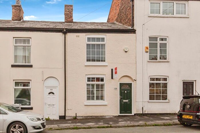 2 Bedroom Terraced House For Sale In High Street, Macclesfield, Cheshire, SK11