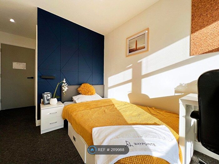 1 Bedroom Flat To Rent In Cathays Terrace, Cardiff, CF24