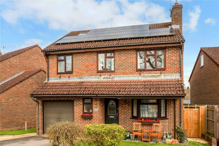4 Bedroom Detached House For Sale In Oakwood Grove, Alderbury, Salisbury, Wiltshire, SP5