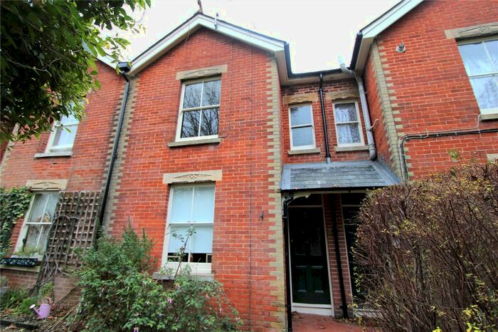 1 Bedroom Maisonette To Rent In South Front, Romsey, Hampshire SO51
