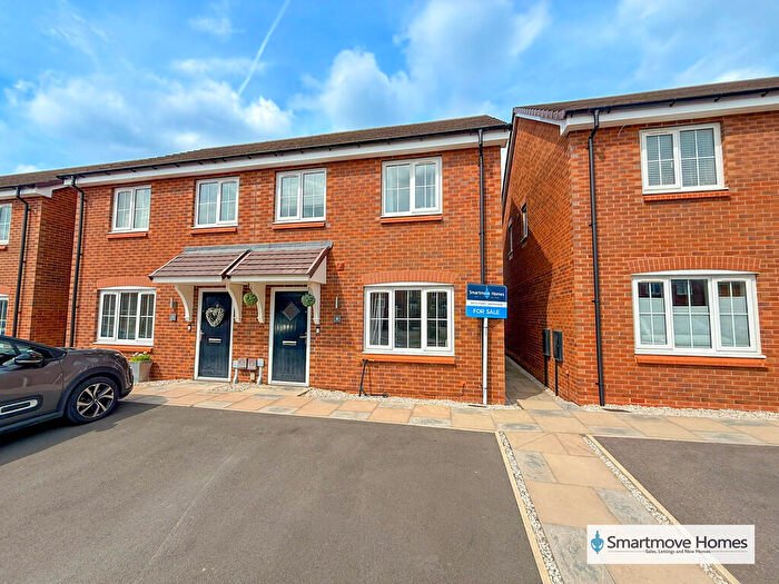 3 Bedroom Semi-Detached House For Sale In Goods Drive, Ripley, DE5
