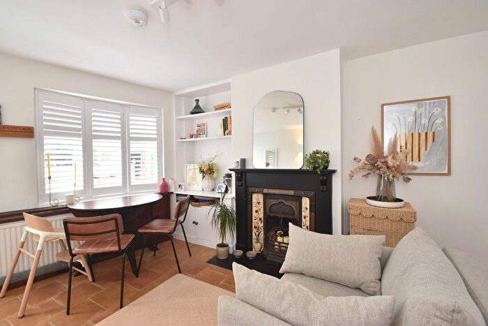 3 Bedroom Terraced House For Sale In Waverley Road, Weybridge, KT13