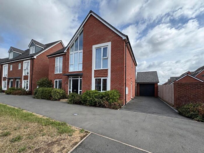 4 Bedroom Detached House For Sale In Frankley Close, Hilton, DE65