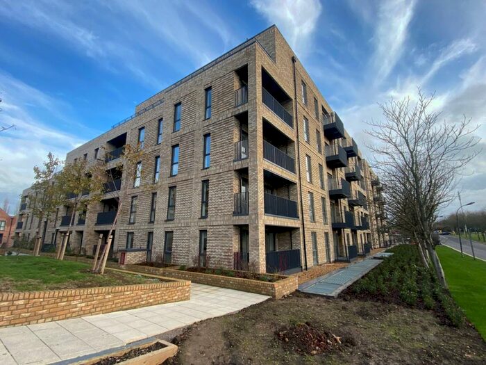 3 Bedroom Apartment To Rent In Canal Street, Milton Keynes, MK9
