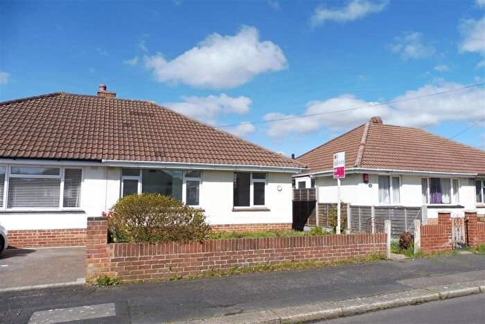 2 Bedroom Bungalow To Rent In Goodwood Road, Gosport, PO12