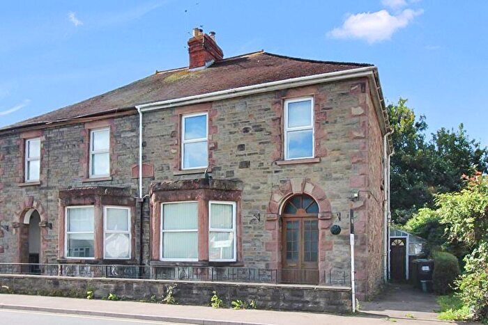 3 Bedroom Semi-Detached House For Sale In Forest Road, Lydney, GL15