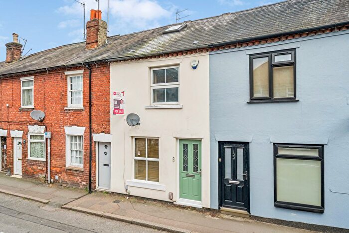 2 Bedroom Terraced House For Sale In Waterside, Chesham, HP5