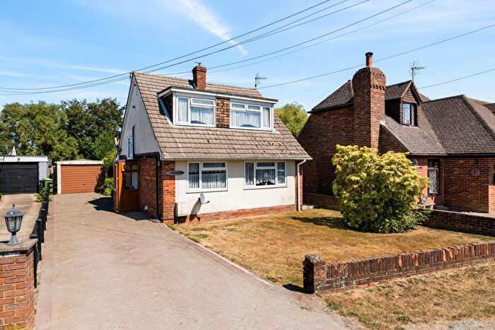 3 Bedroom Detached Bungalow For Sale In Densole Lane, Densole, Folkestone, CT18