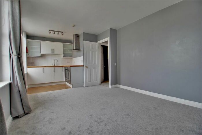 1 Bedroom Flat To Rent In Brunswick Square, Gloucester, GL1