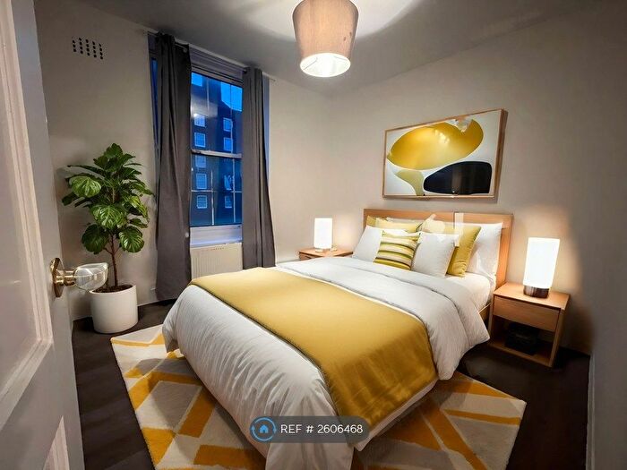 3 Bedroom Flat To Rent In Cranbrook House, London, E5