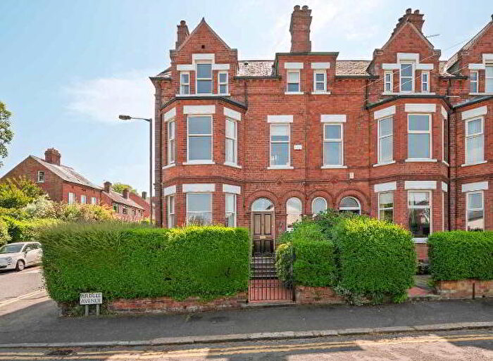 5 Bedroom End TownHouse For Sale In Ardlee Avenue, Holywood, BT18