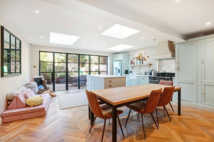 5 Bedroom Terraced House For Sale In The Grove, Ealing, London, W5