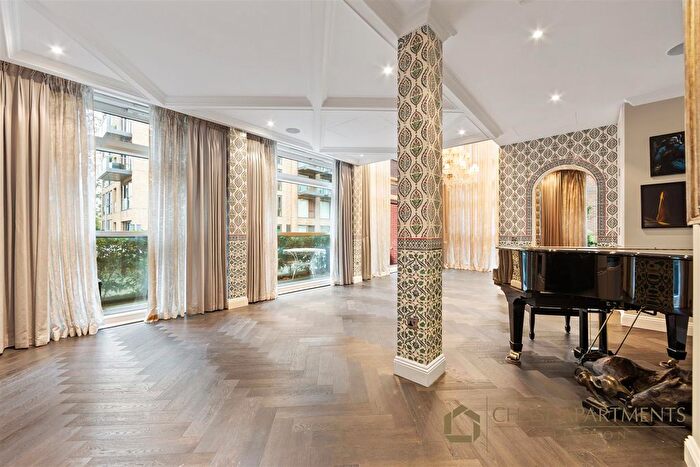 4 Bedroom Flat To Rent In Hepworth Court, Gatliff Road, Grosvenor Waterside, SW1W