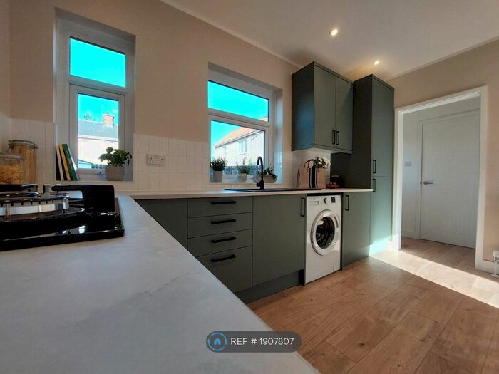 3 Bedroom Semi-Detached House To Rent In Jesmond Square, Hartlepool, TS24