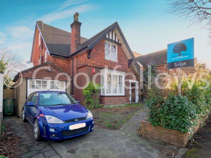 3 Bedroom Maisonette To Rent In Park Hill/carshalton Beeches, SM5
