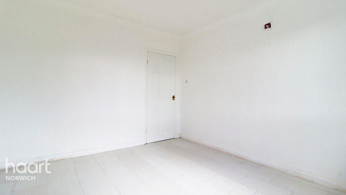 2 Bedroom Bungalow To Rent In Drayton Wood Road, Norwich, NR6