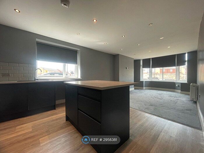 2 Bedroom Flat To Rent In Belle Vue Avenue, Doncaster, DN4