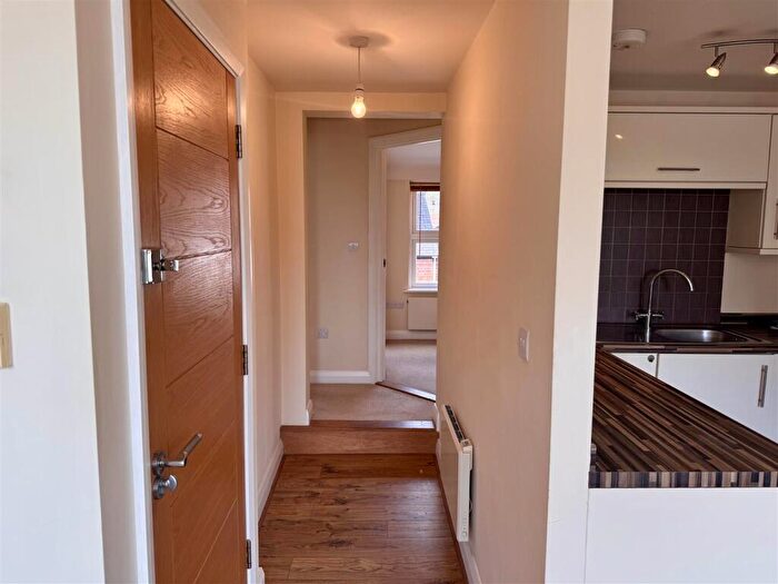 1 Bedroom Flat To Rent In Church Gate, Loughborough, LE11