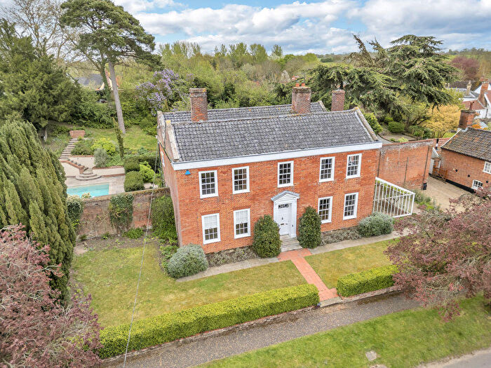 5 Bedroom Detached House For Sale In Grove Road, Brockdish, IP21