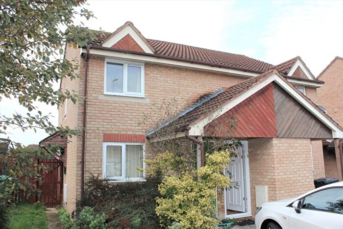 1 Bedroom Flat To Rent In Reddings Close, Quedgeley, GL2