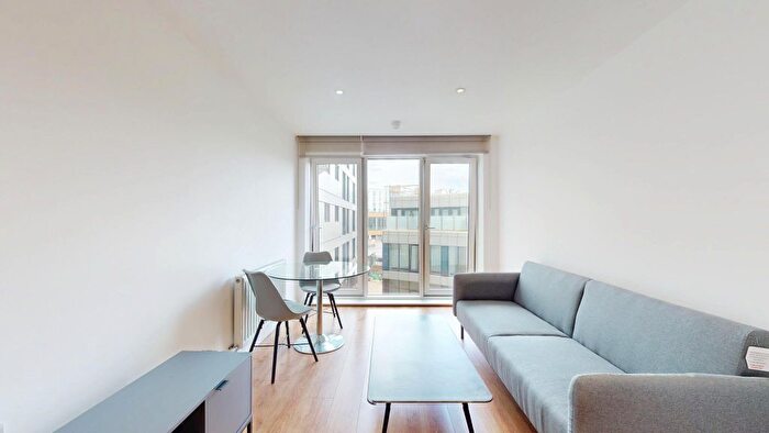 1 Bedroom Flat To Rent In Headstone Road, Harrow, HA1