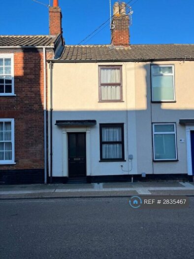 2 Bedroom Terraced House To Rent In Lower Olland St, Bungay, NR35