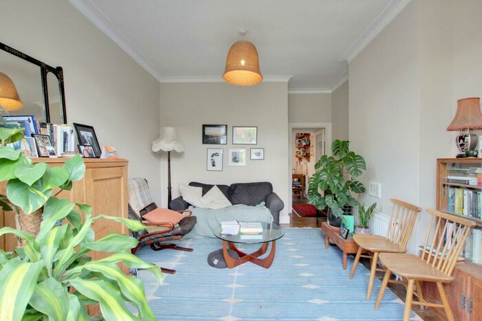 2 Bedroom Flat To Rent In Howard Road, Walthamstow, London, E17