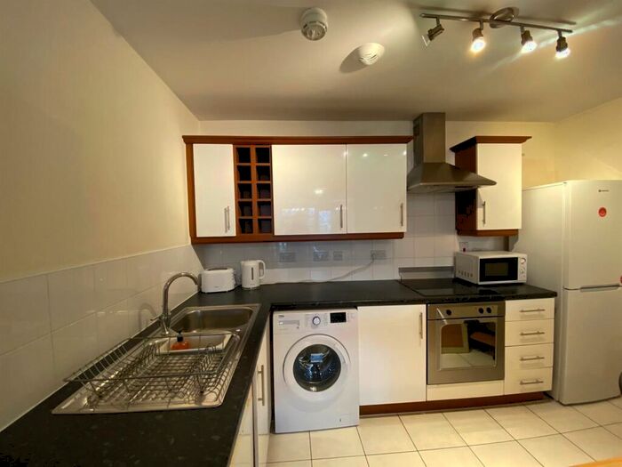2 Bedroom Apartment To Rent In Manchester Road, Manchester, M16