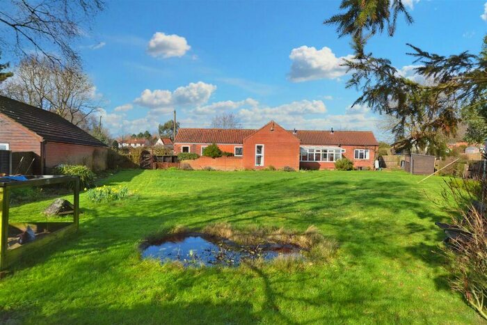 4 Bedroom Barn Conversion For Sale In Long Lane, Colby, Norwich, NR11