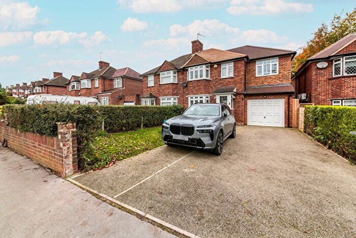 3 Bedroom Semi Detached House For Sale In Selsdon Park Road, South Croydon, CR2