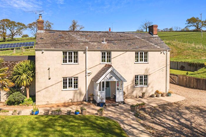 3 Bedroom Detached House For Sale In Wootton Fitzpaine, Bridport, Dorset, DT6
