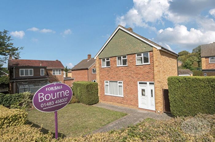 3 Bedroom Detached House For Sale In Broad Street, Guildford, Surrey, GU3