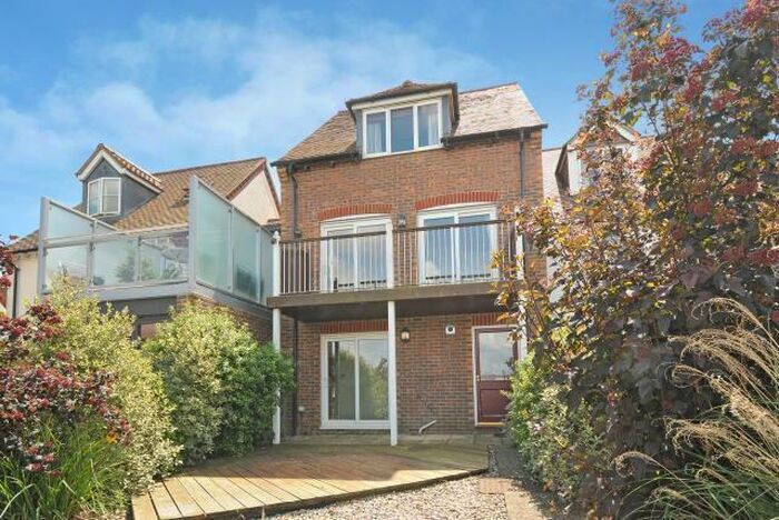 3 Bedroom Terraced House To Rent In Abingdon, Oxfordshire, OX14